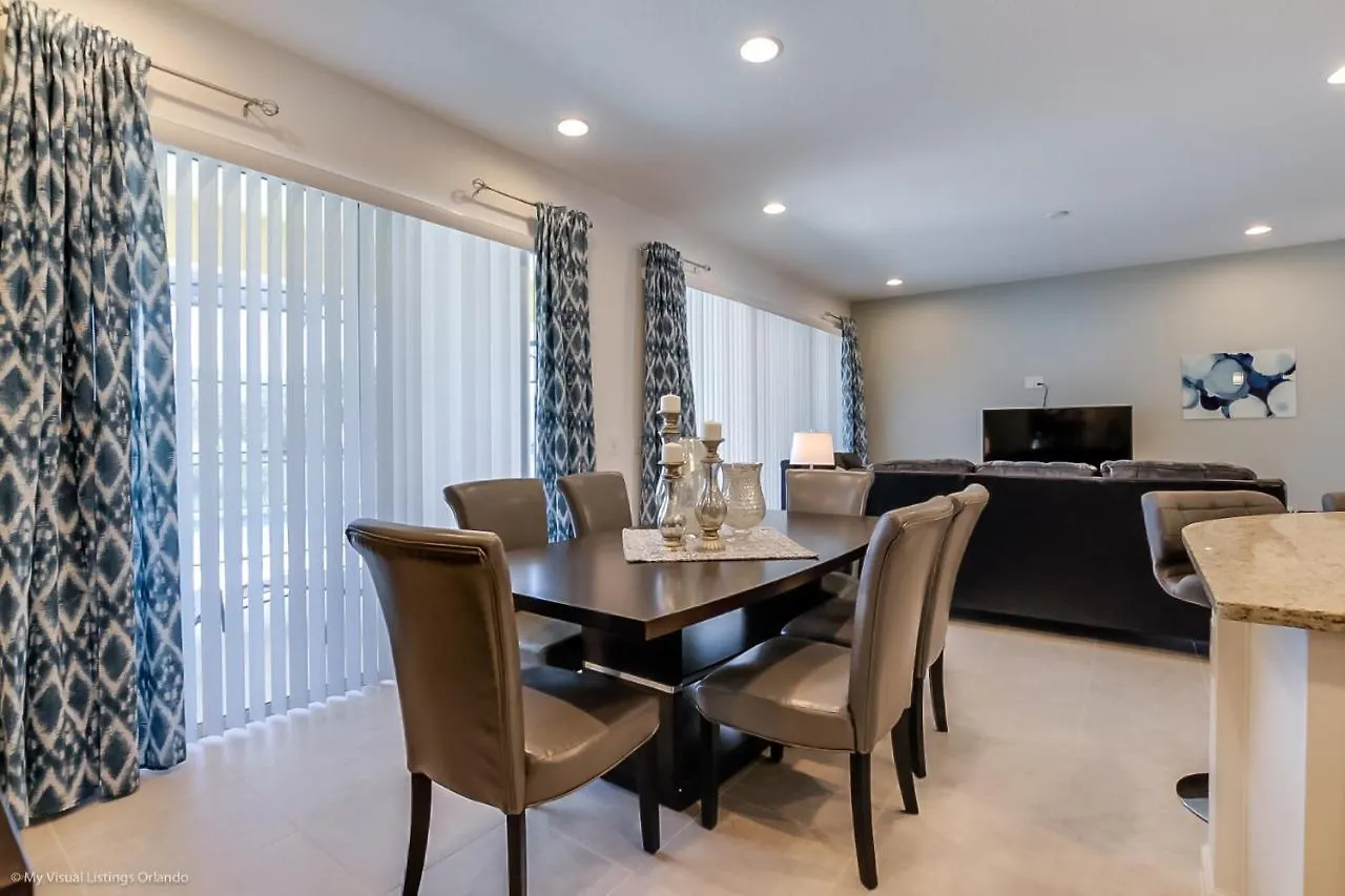 5204Oba Amazing 8 Bedroom 5 Bathroom Davenport Villa
