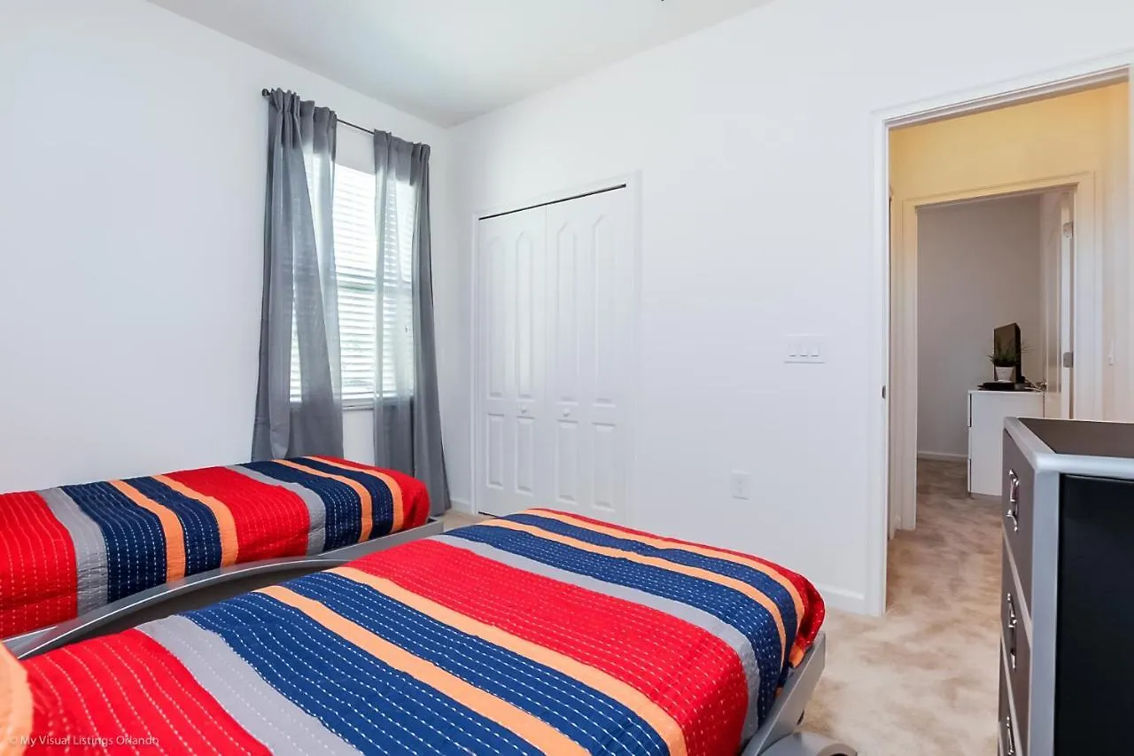 5204Oba Amazing 8 Bedroom 5 Bathroom Davenport 0*,