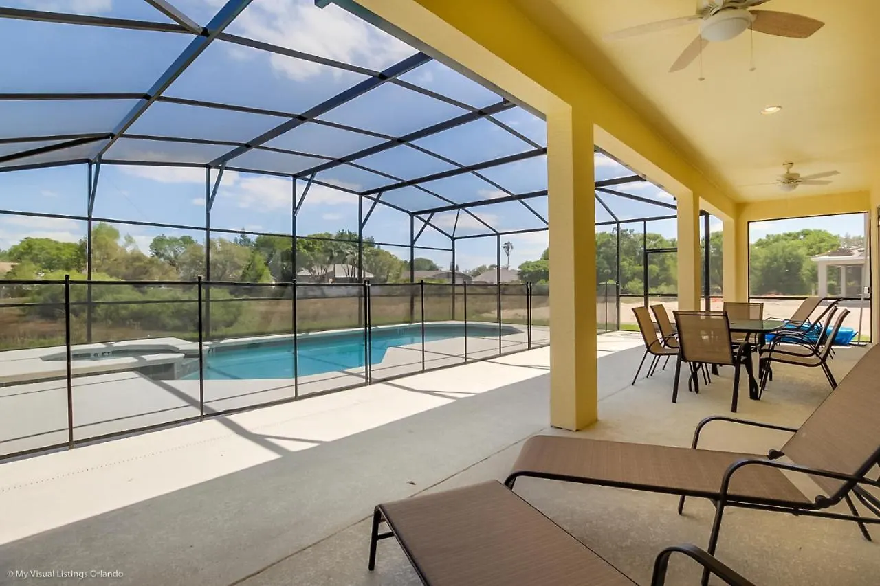 5204Oba Amazing 8 Bedroom 5 Bathroom Davenport